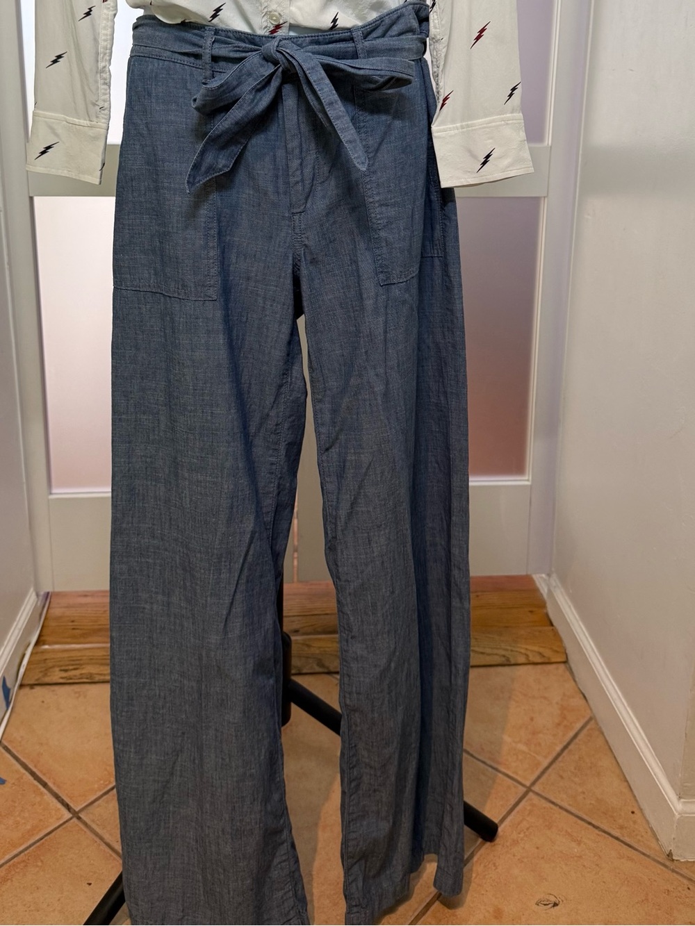 Banana Republic Chambray Wide Leg 100% Cotton Pants, size 6 - Picture 2 of 13